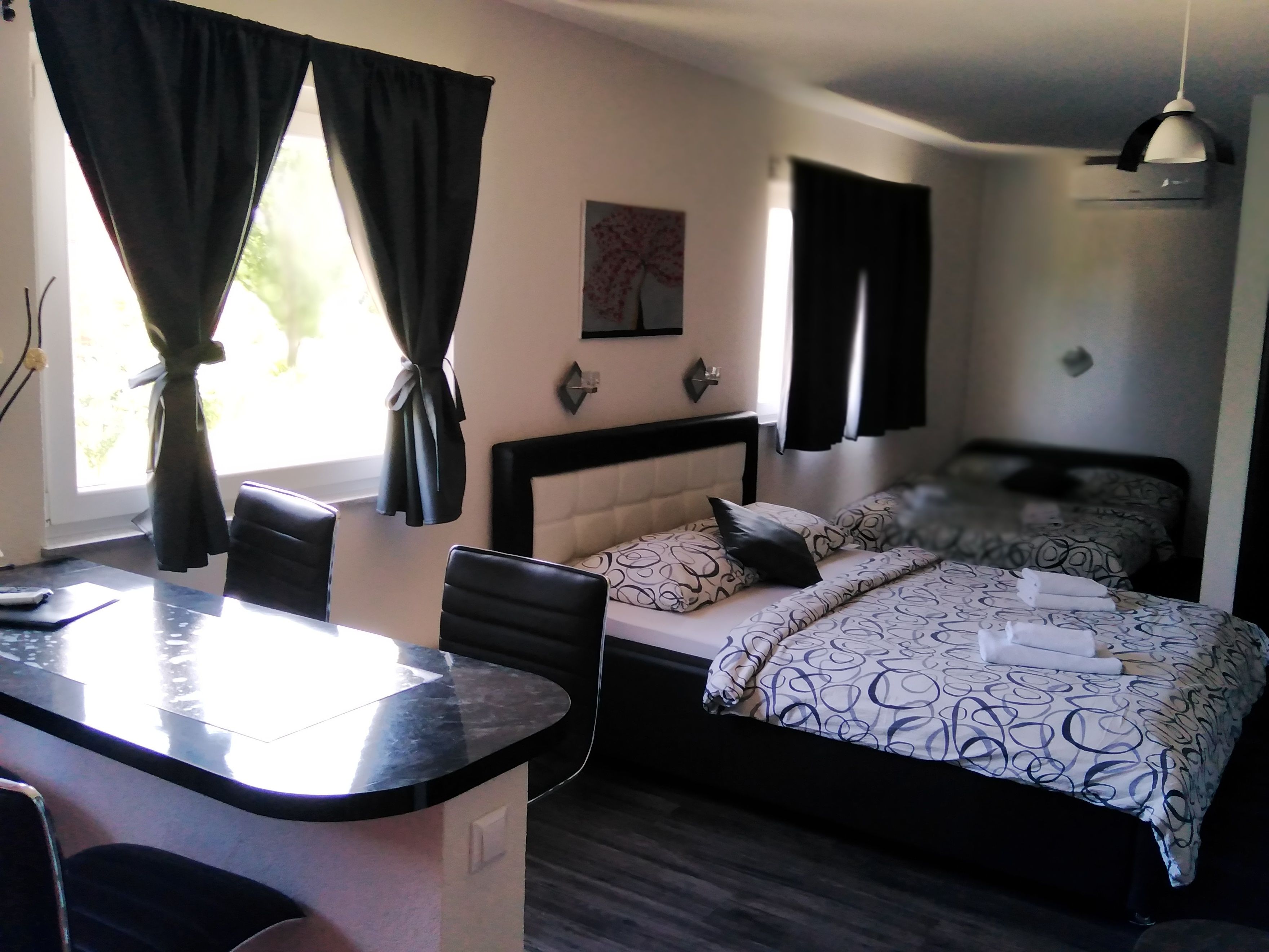 Guest House First Stop