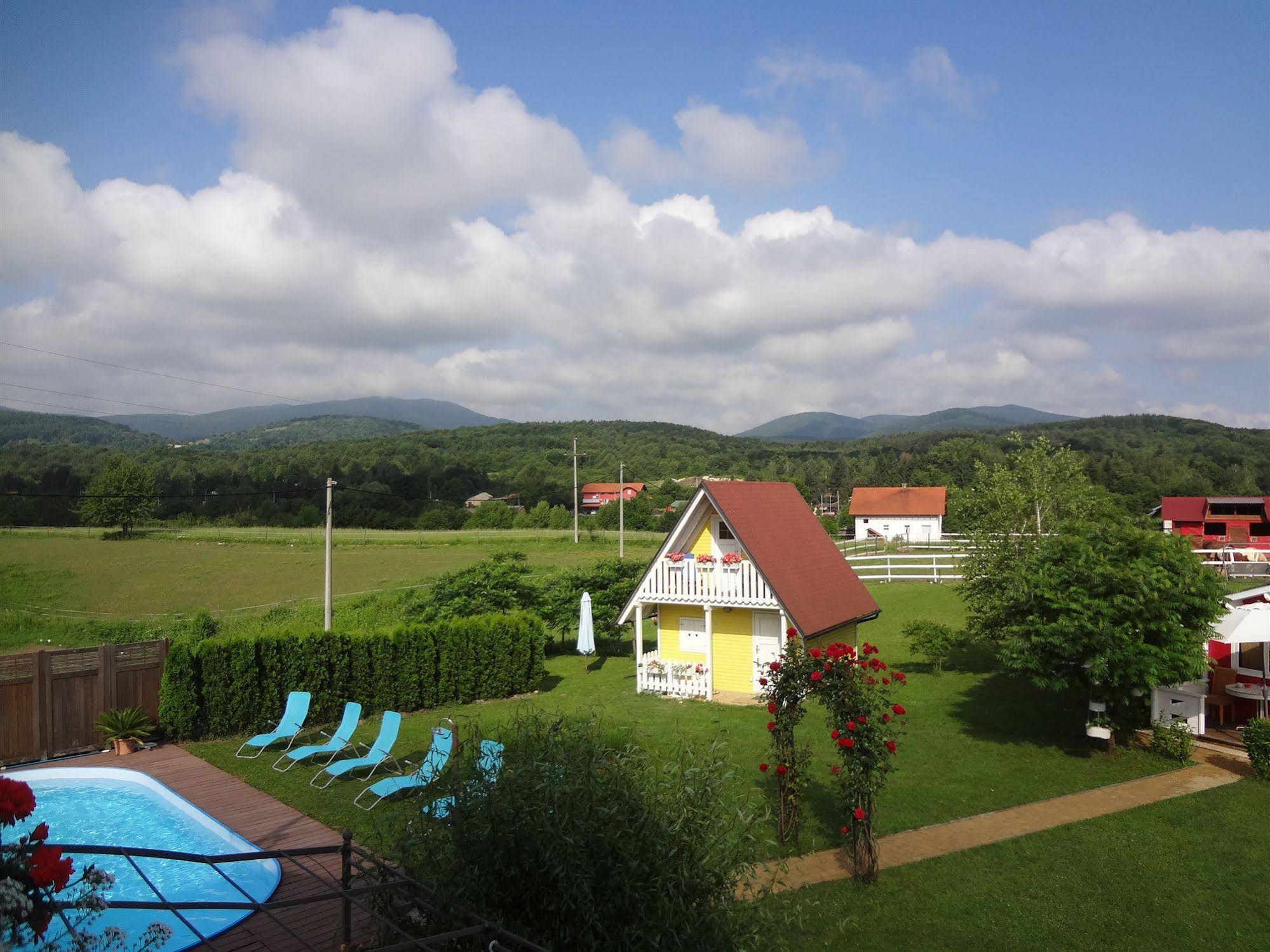Pool Apartments Plitvice Lakes