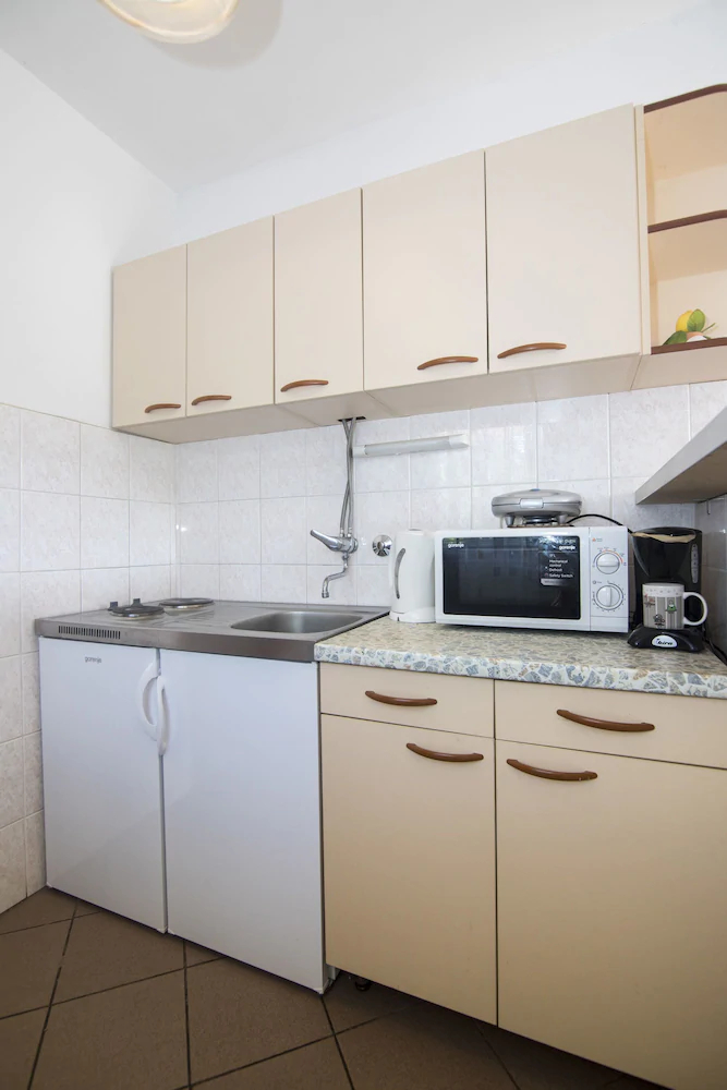 Apartments and Rooms Nikol