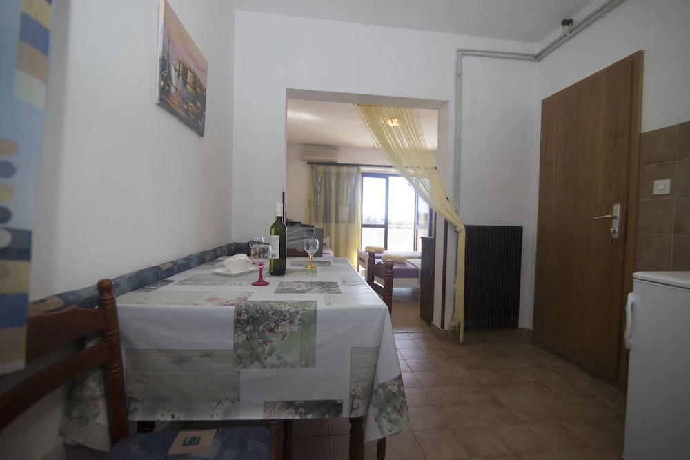 Apartments and Rooms Nikol