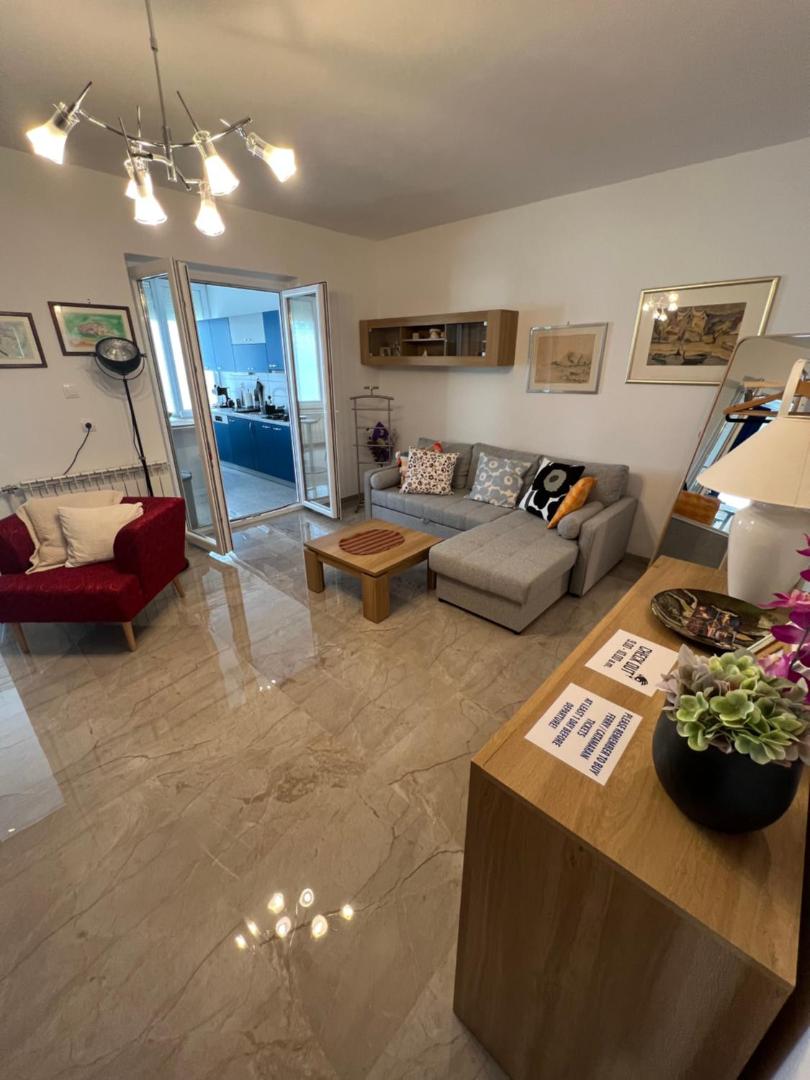 Apartments Jakov and Antonia