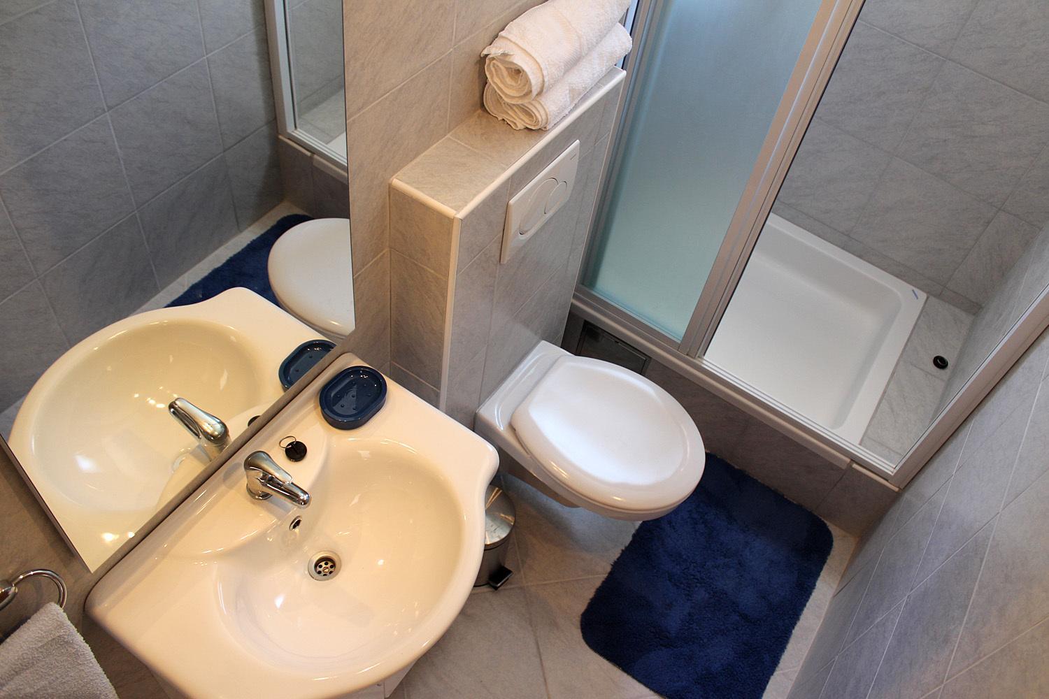 Apartments Jakov and Antonia