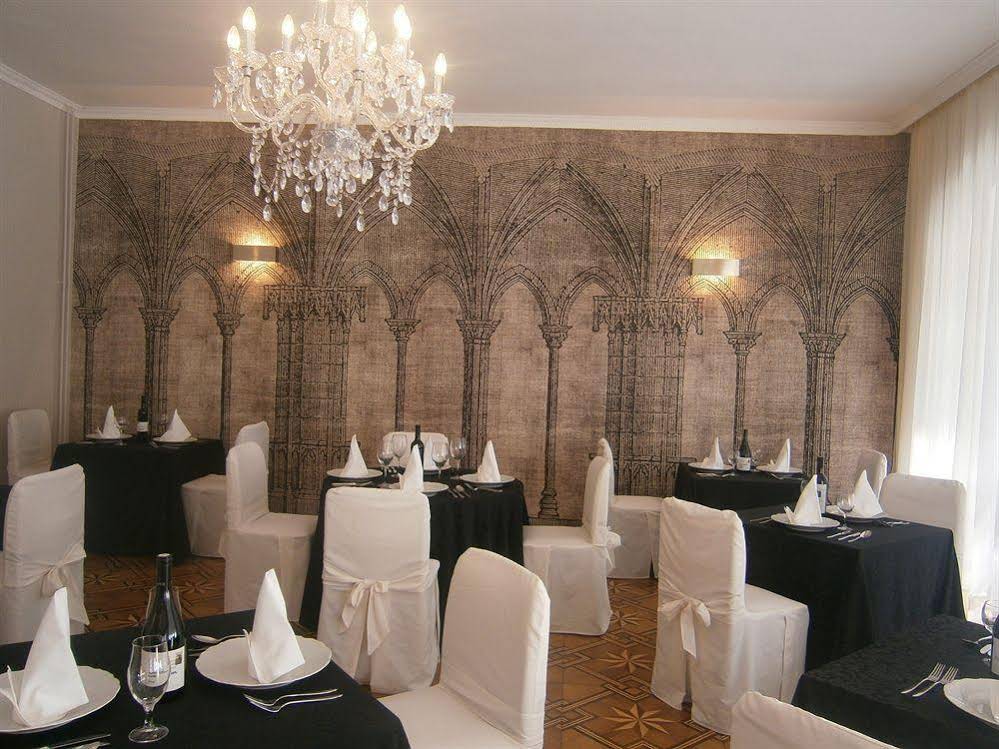 Hotel Moeesy, Blue & Green Oasis