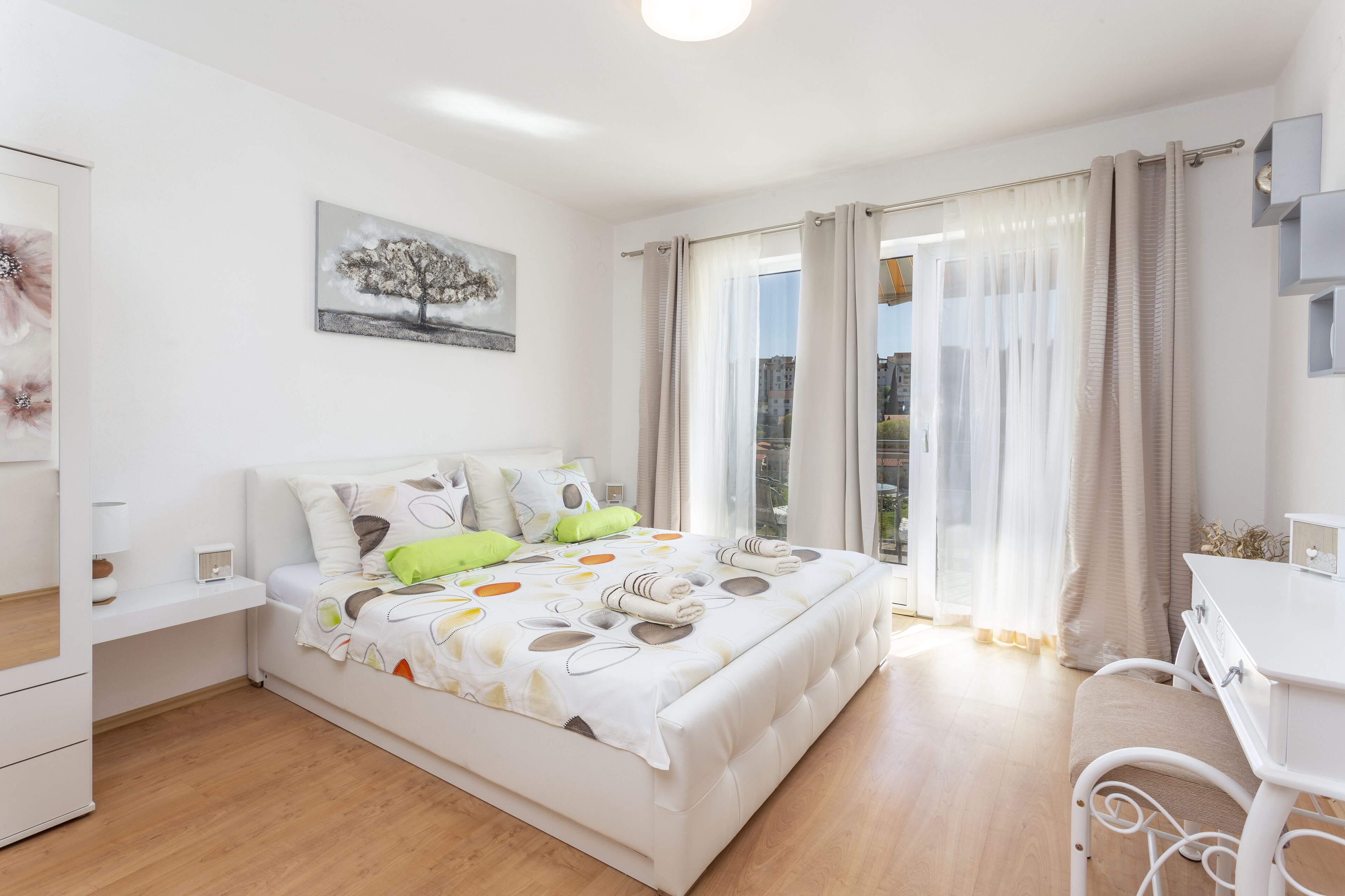 Edi Centrally Located