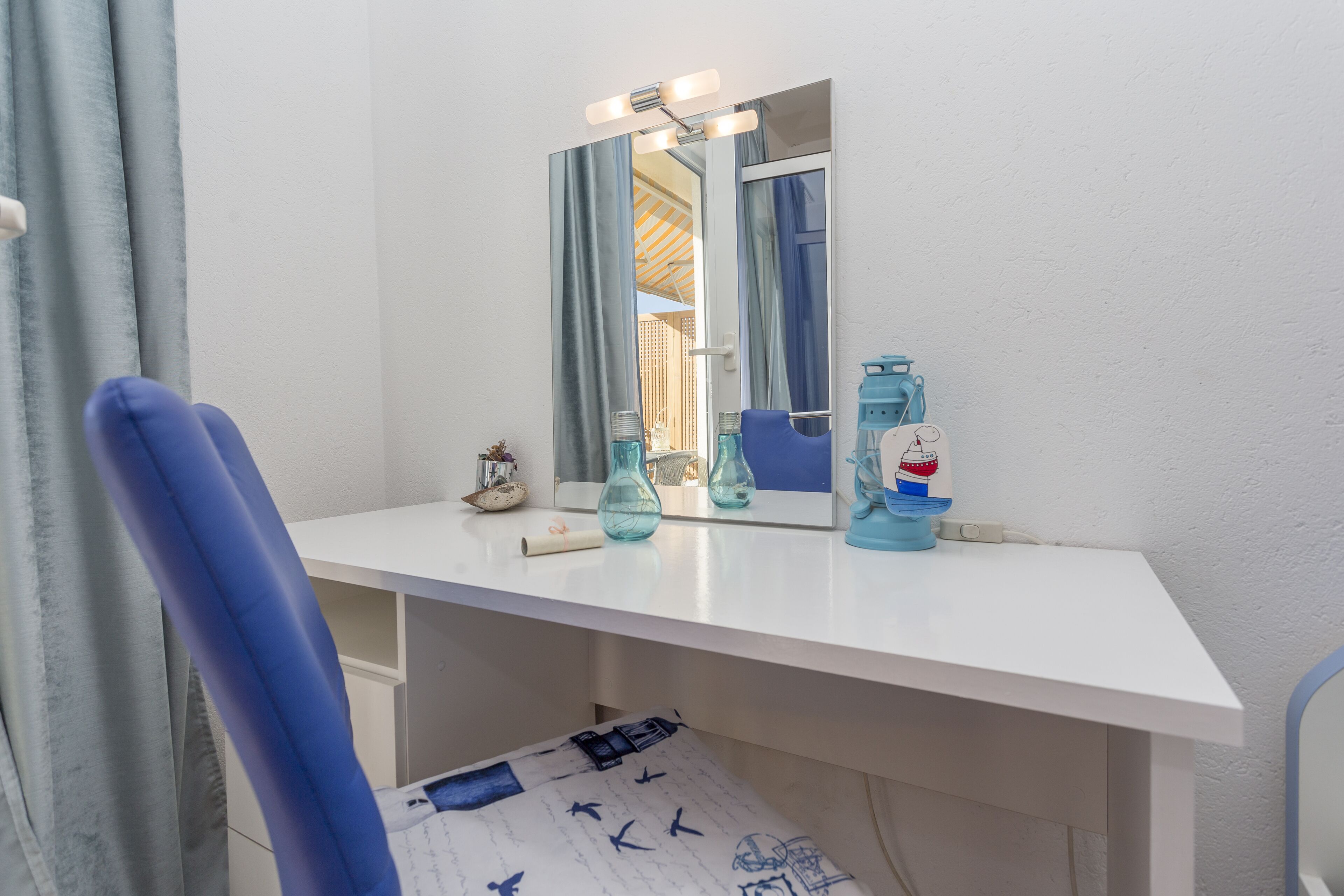 Edi Centrally Located