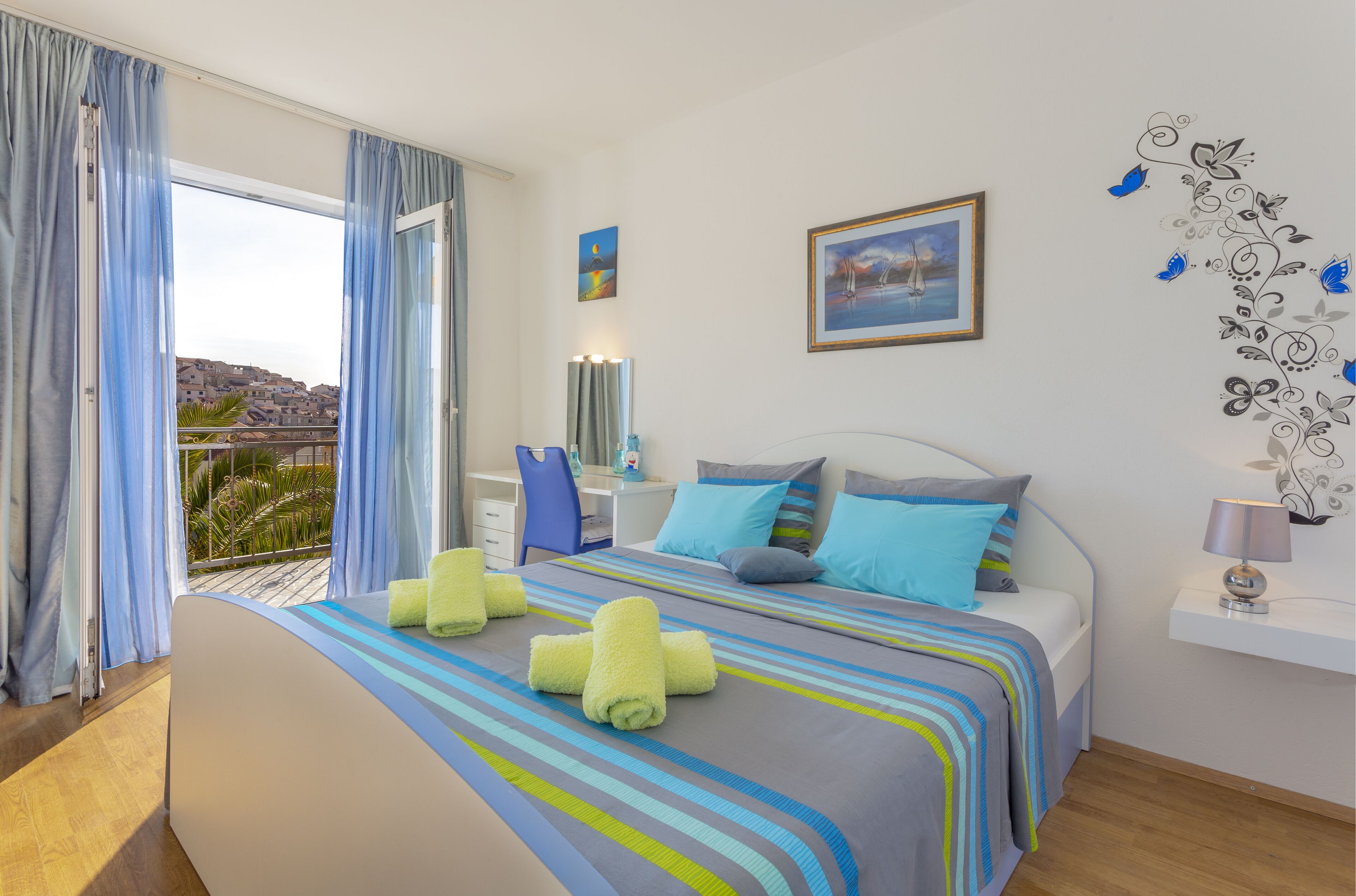 Edi Centrally Located