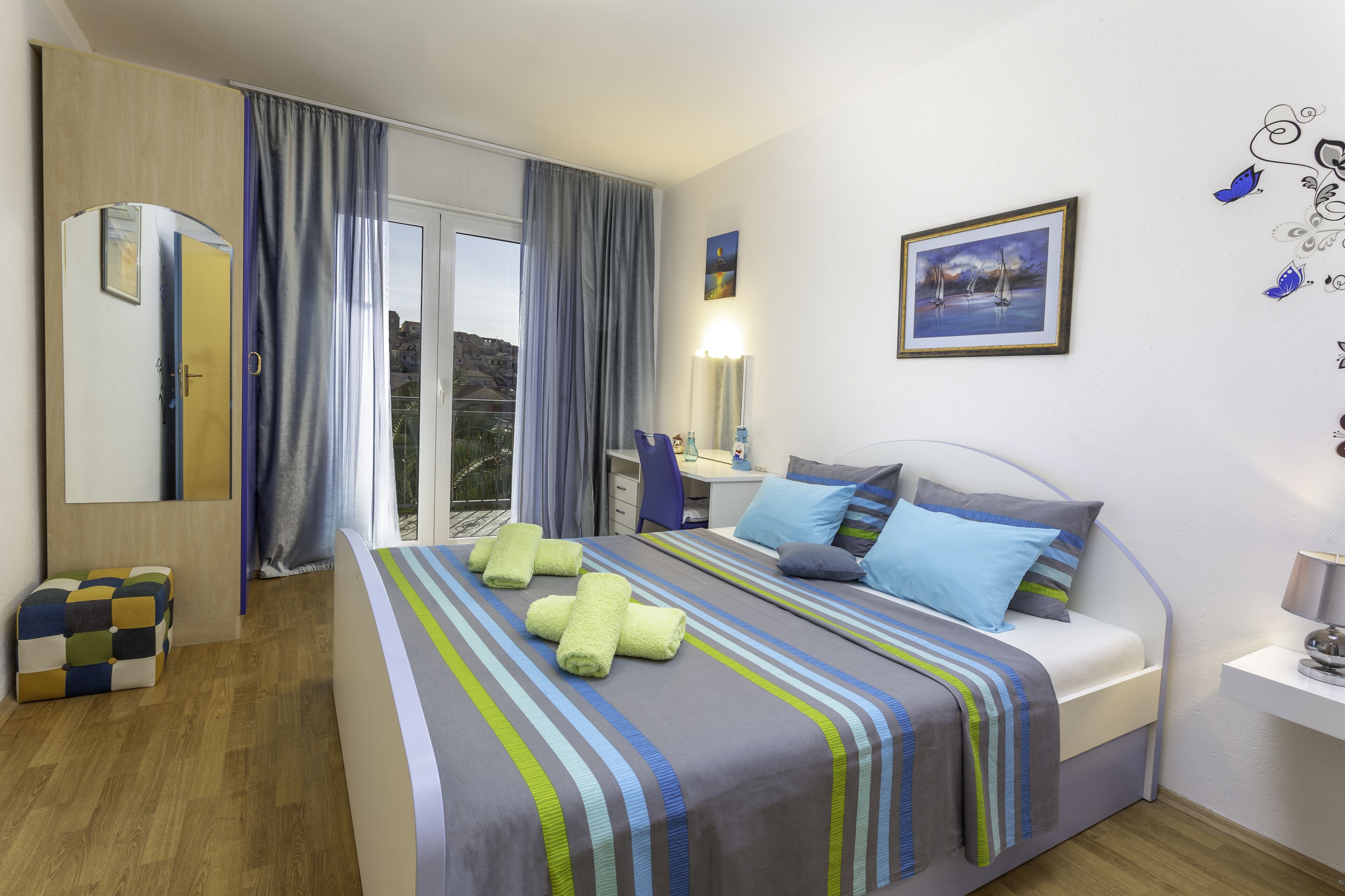 Edi Centrally Located