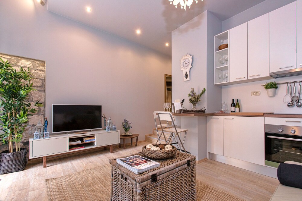 Heraclea Luxury Heritage Accommodation