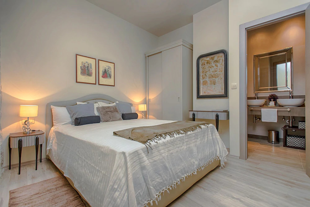 Heraclea Luxury Heritage Accommodation