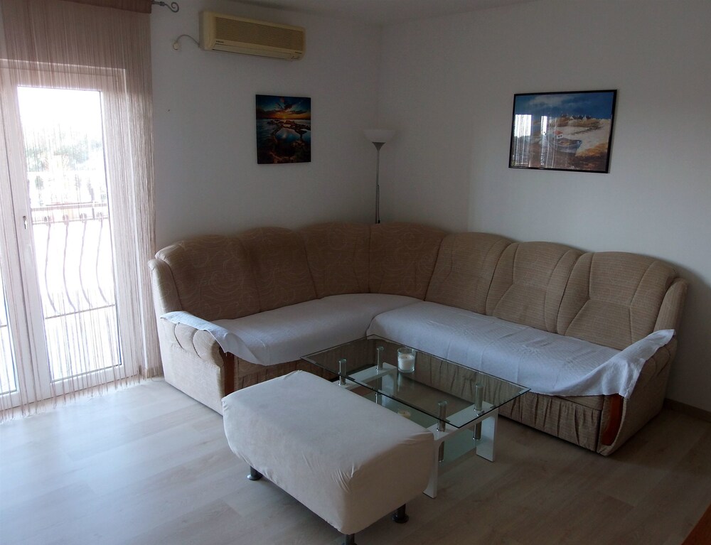 Apartments Ivan