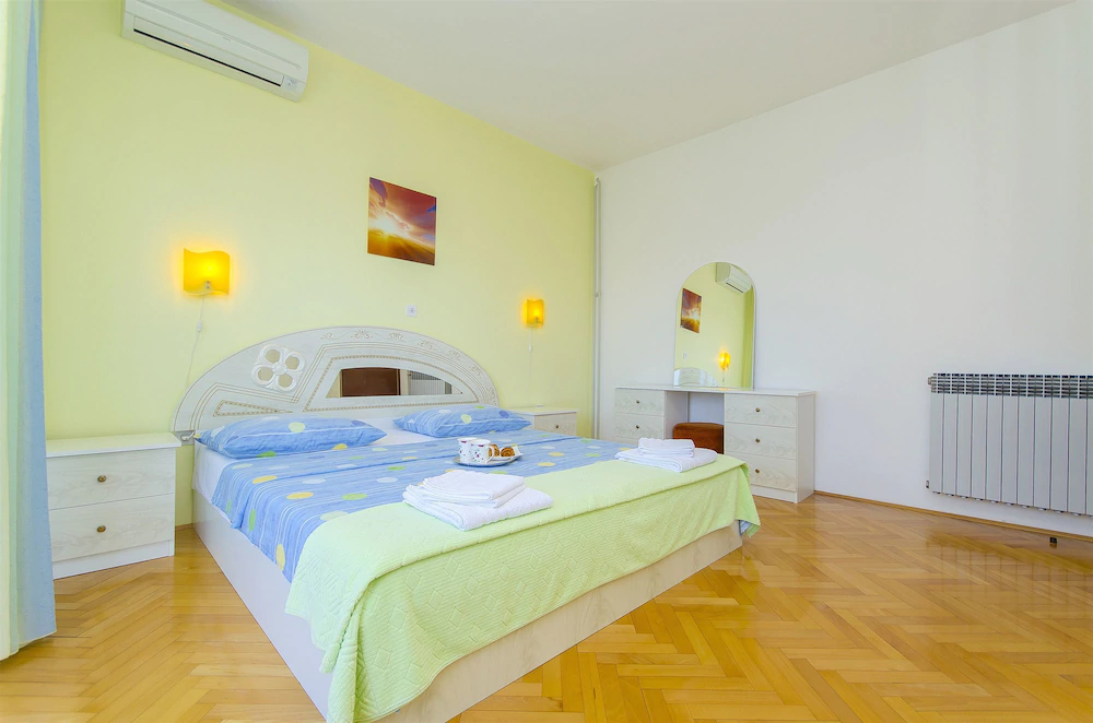 Apartments Maslina