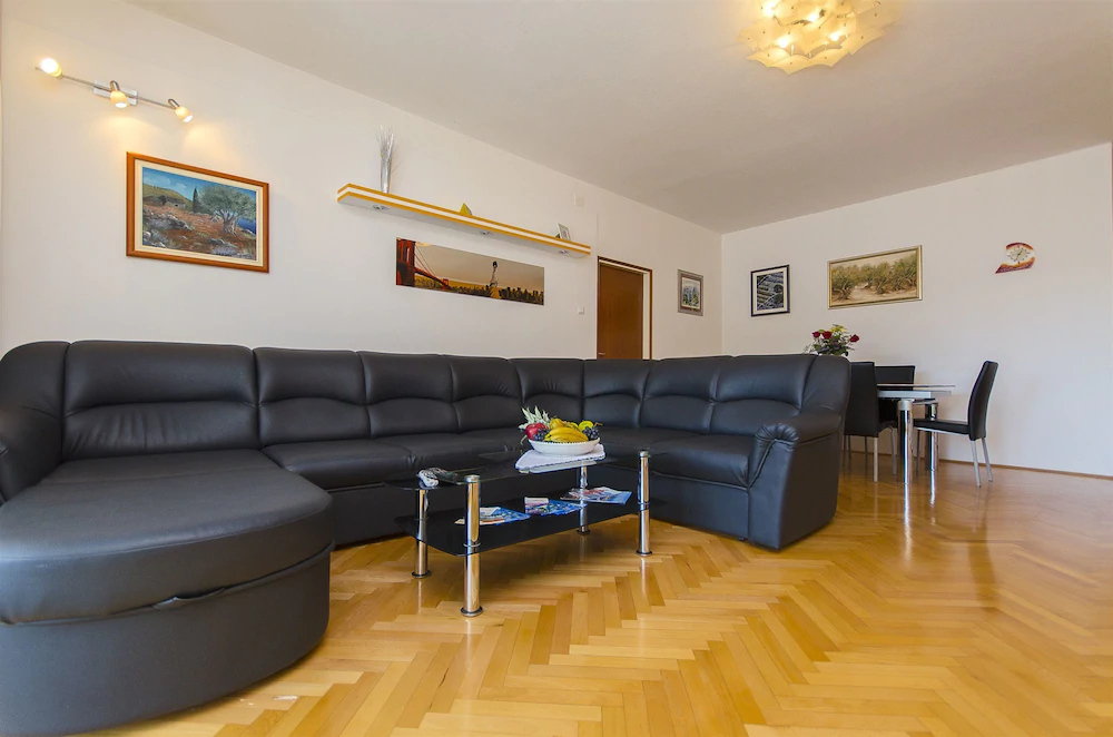 Apartments Maslina
