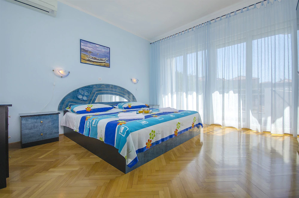 Apartments Maslina
