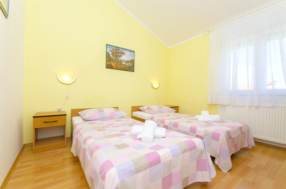 Apartments Maslina