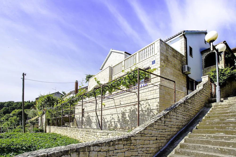 Apartments Ostoja