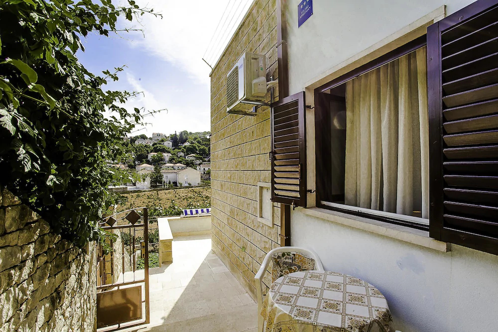 Apartments Ostoja