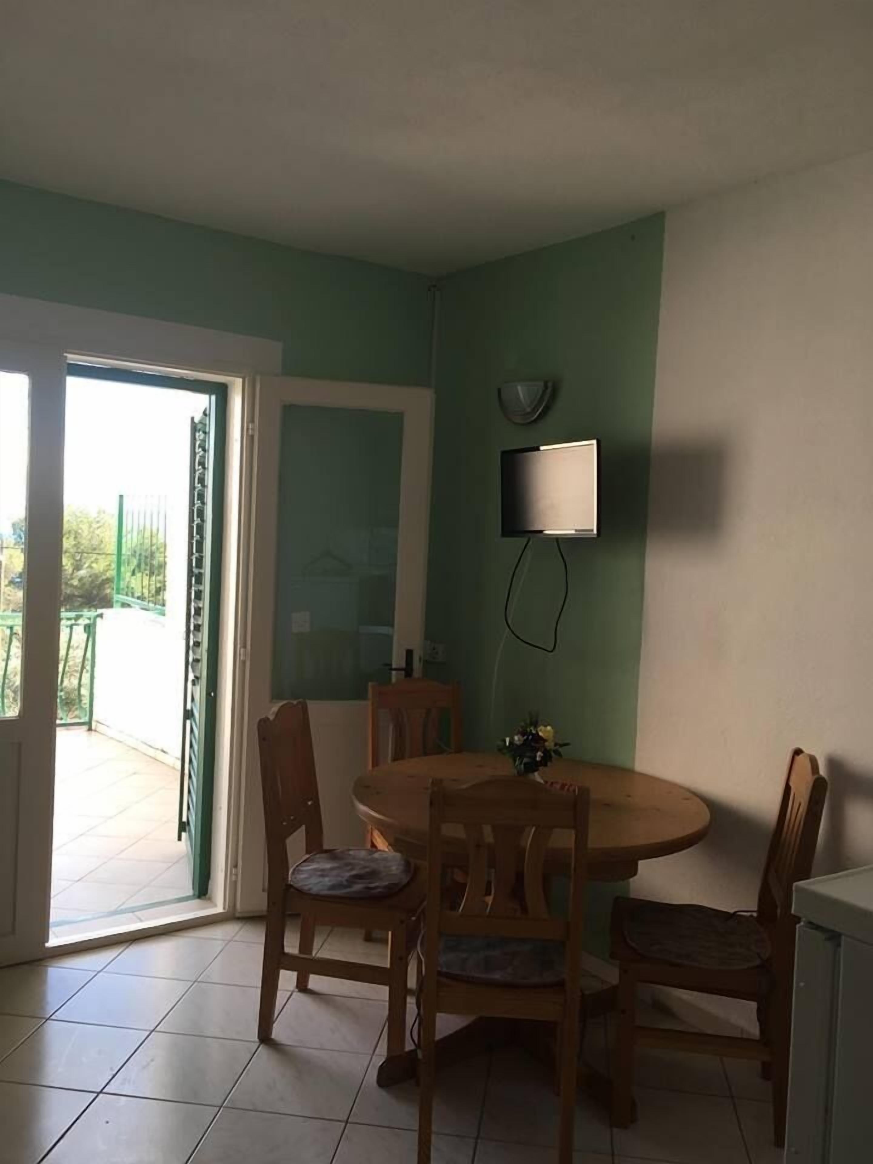 Apartments Rina - with pool