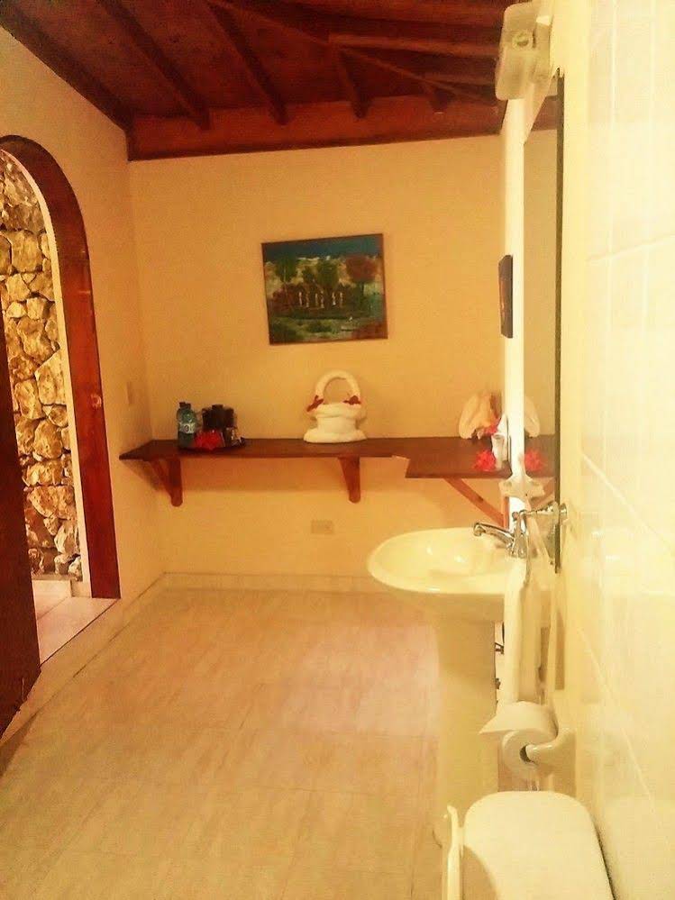 Abaka Bay Resort