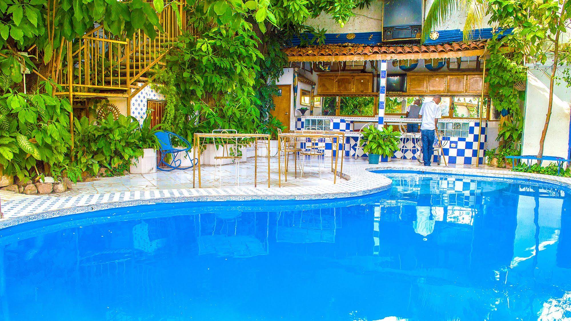 Pacot Breeze