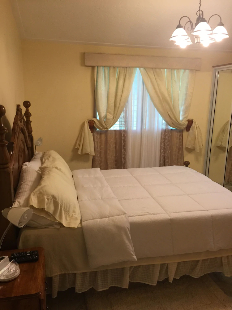 Pc Entreprises Guest House