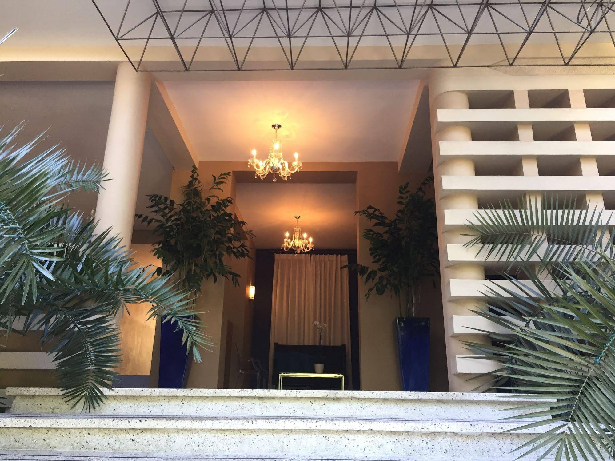 Palm Residence