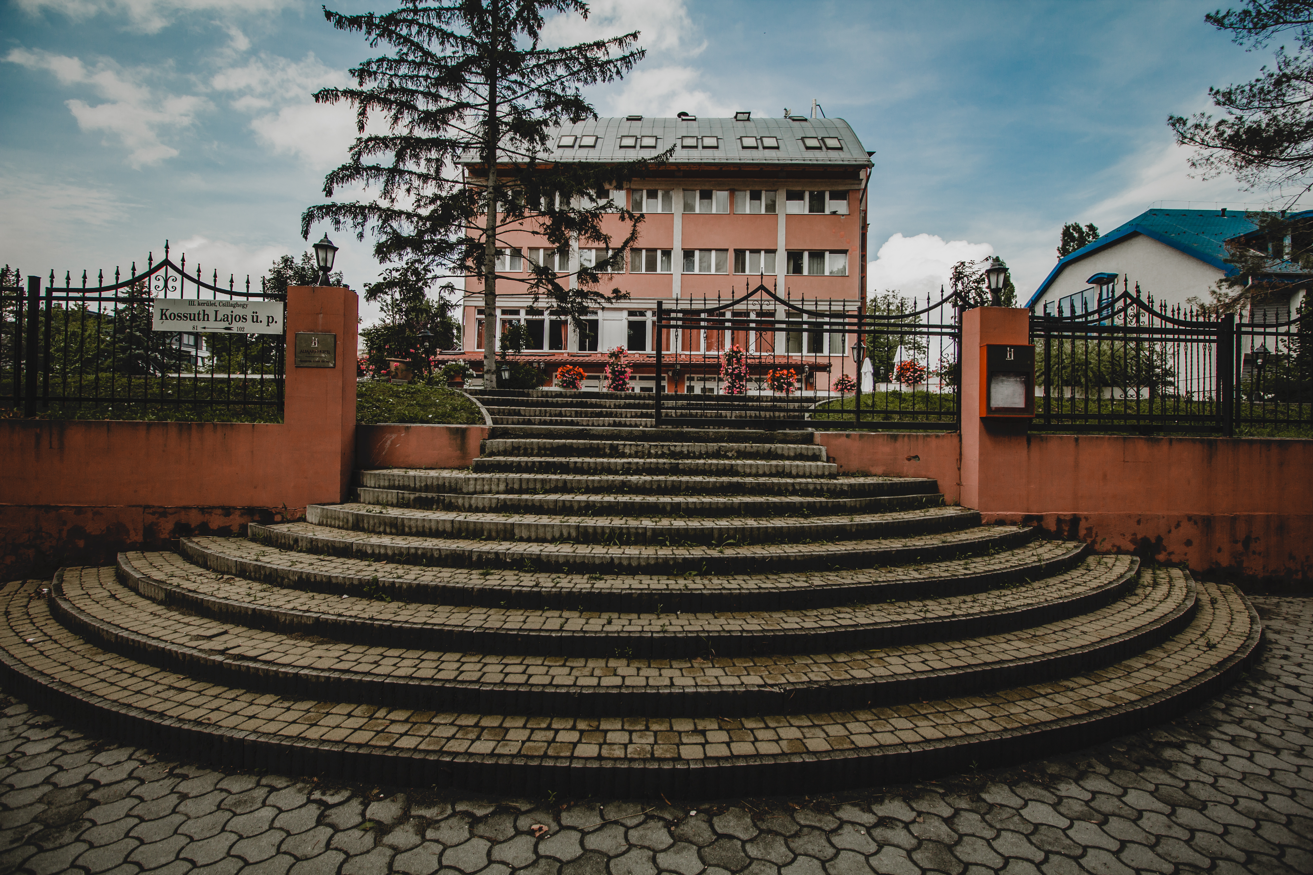 Alfa Art Hotel
