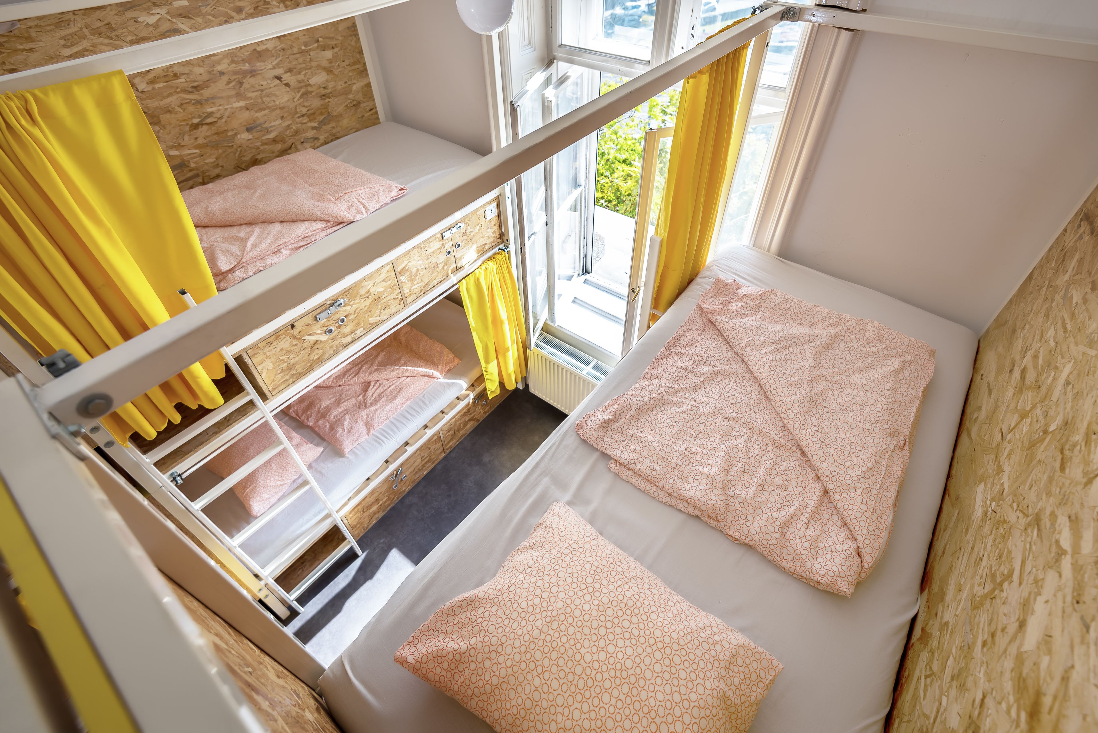 Avenue Hostel