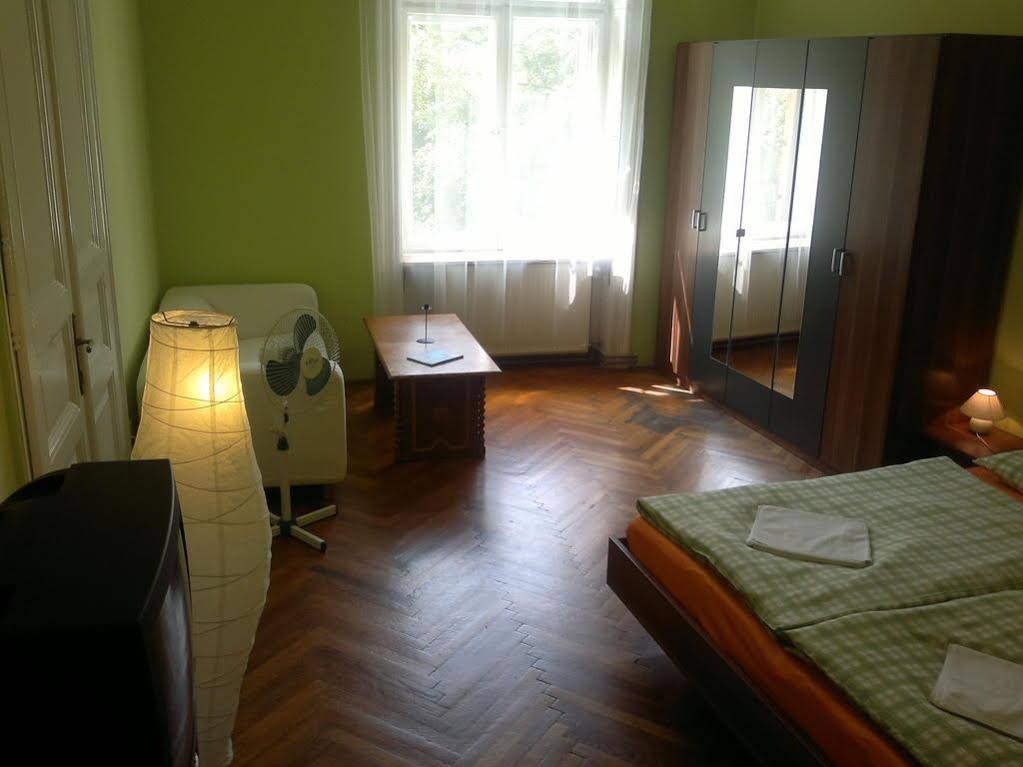 Azurro Hostel