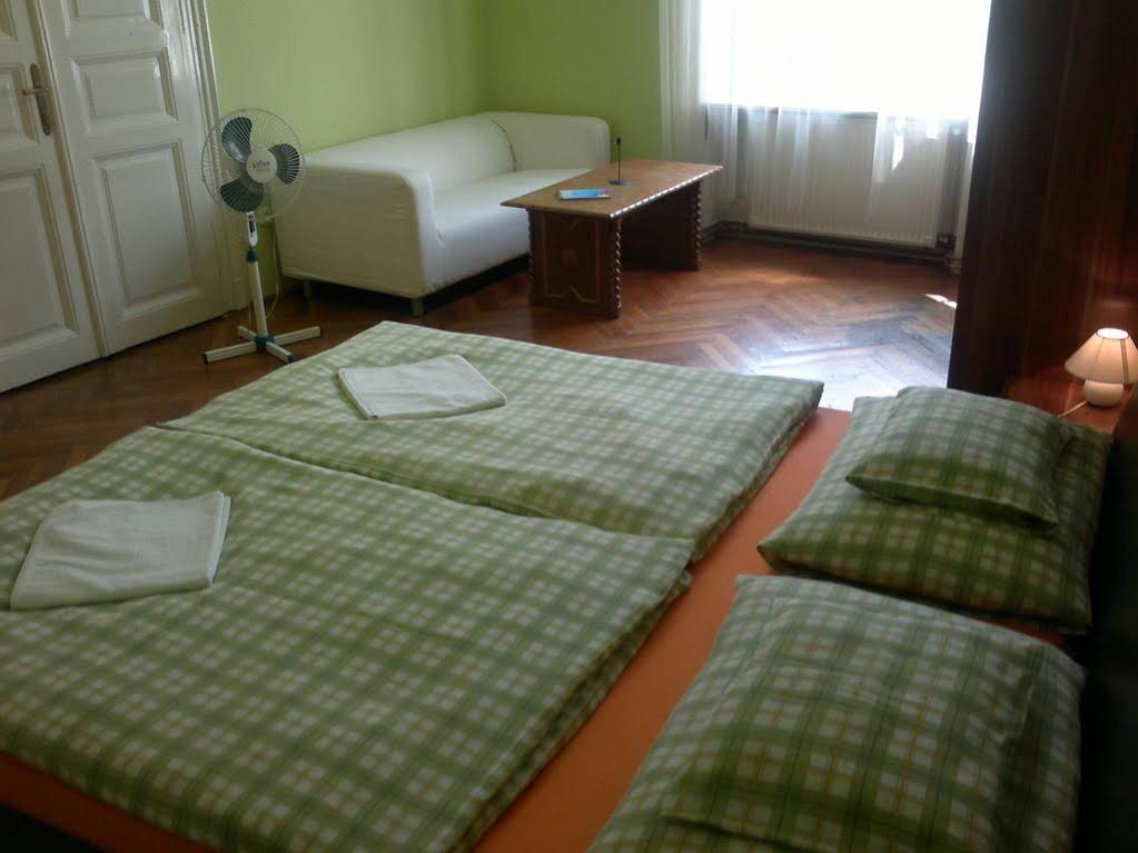 Azurro Hostel