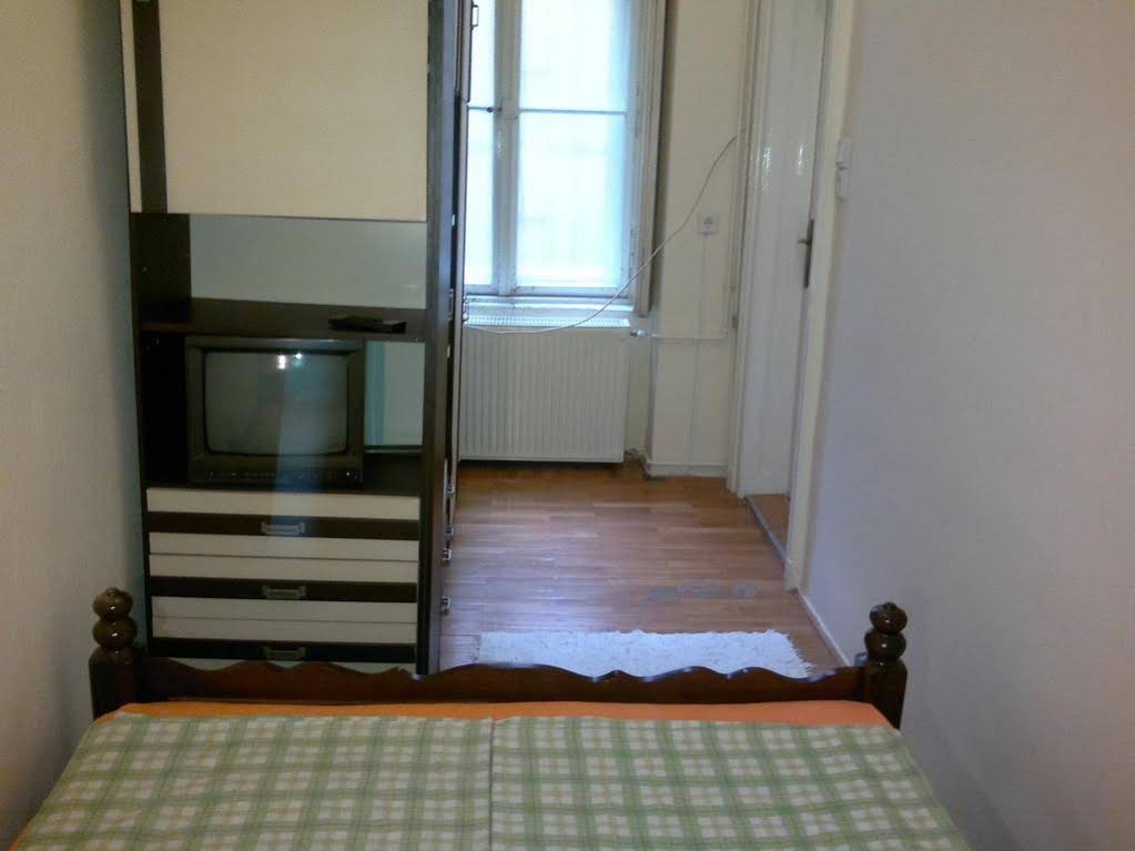 Azurro Hostel