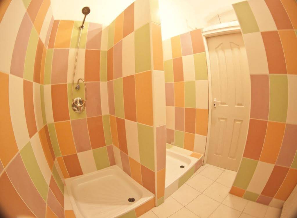 Barocco Hostel