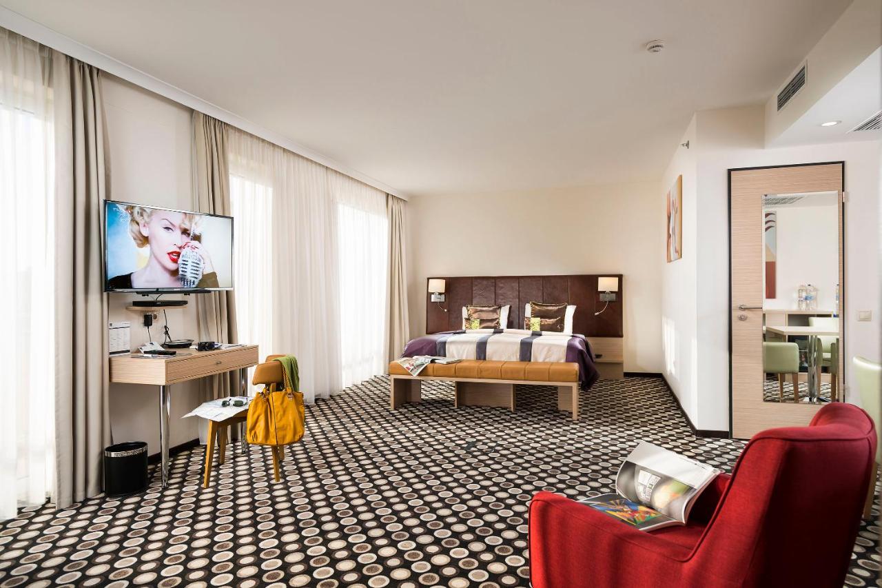 Bo33 Hotel Family And Suites