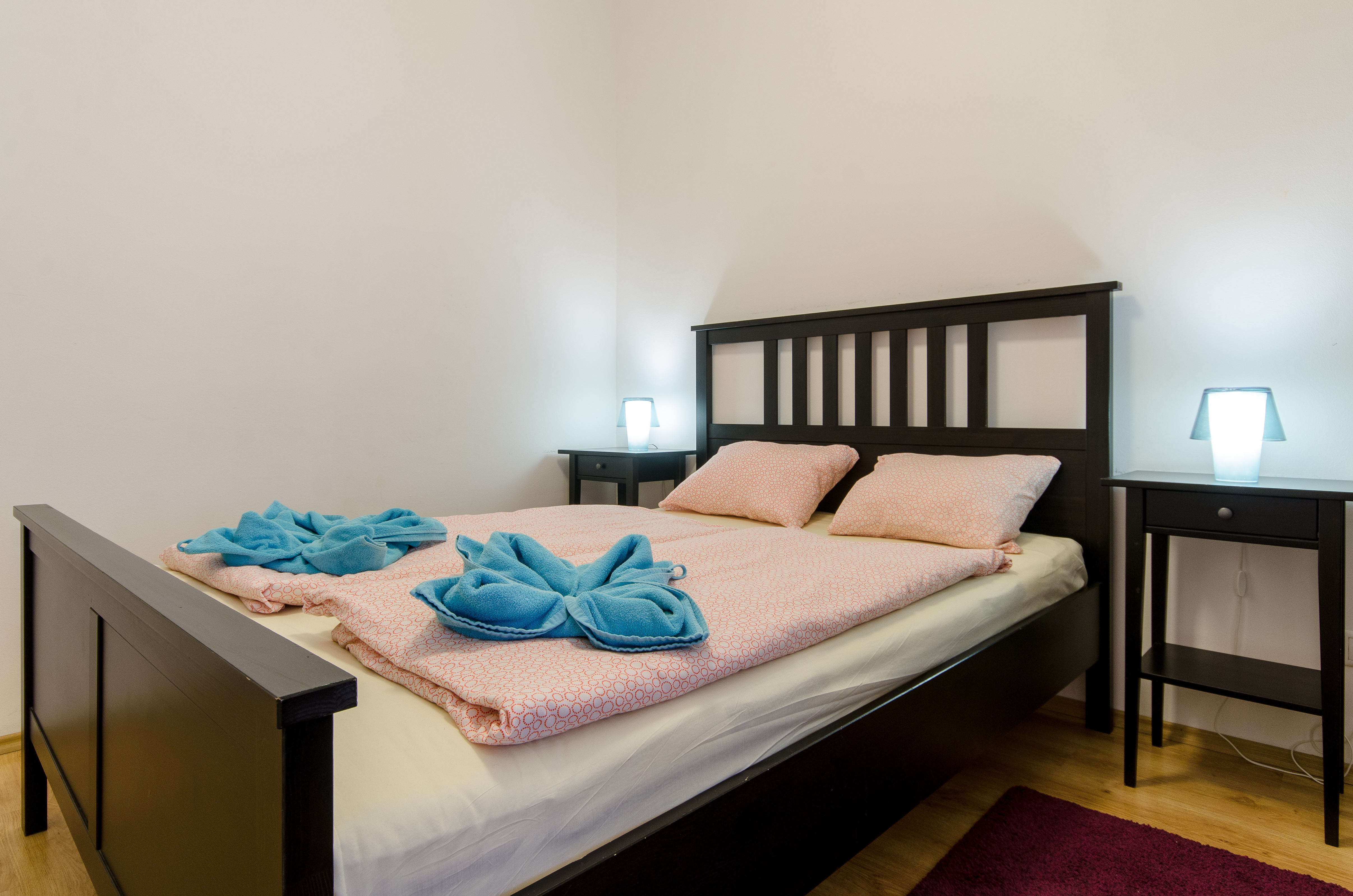 Broadway Hostel & Apartments