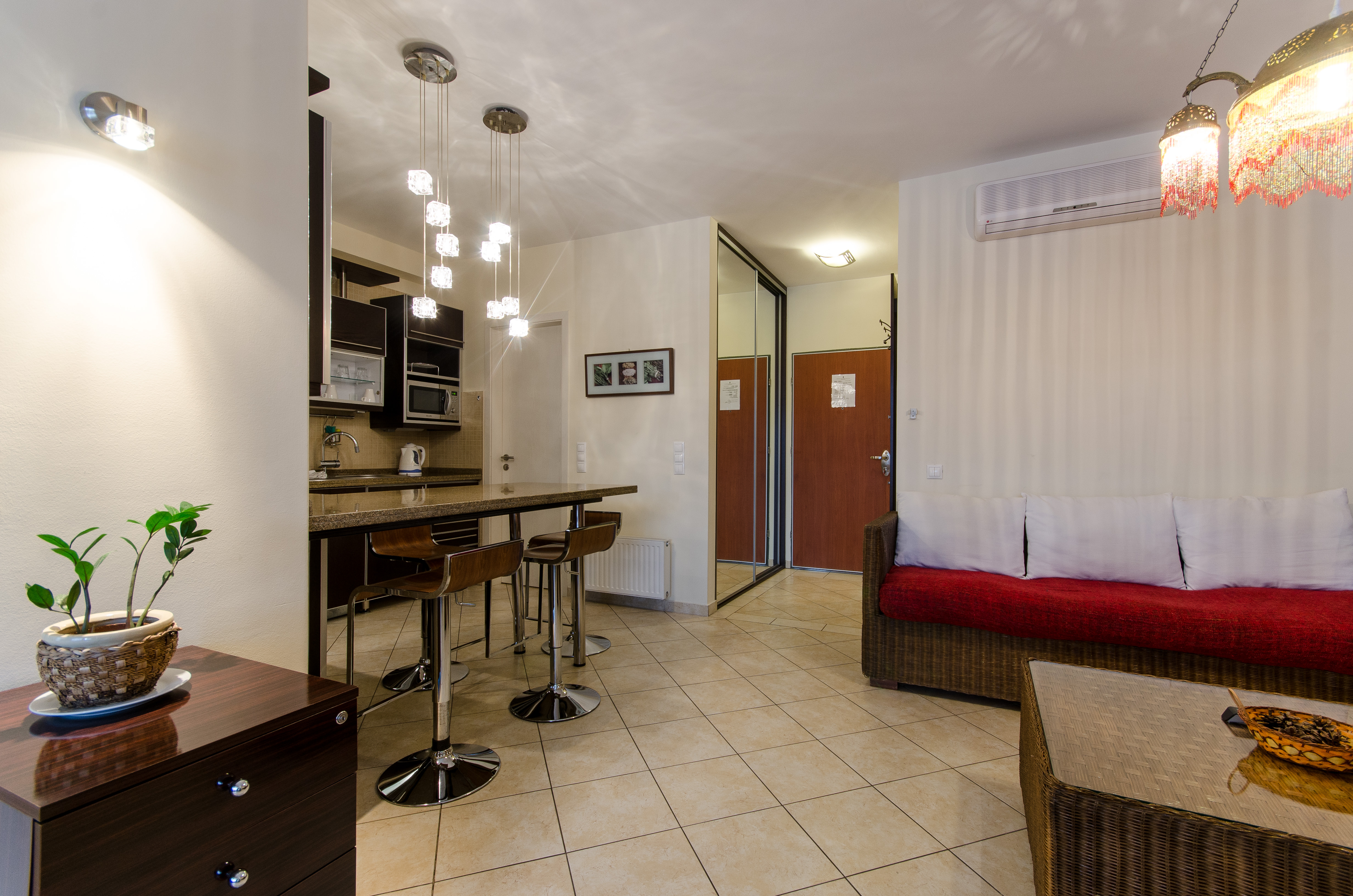 Broadway Hostel & Apartments