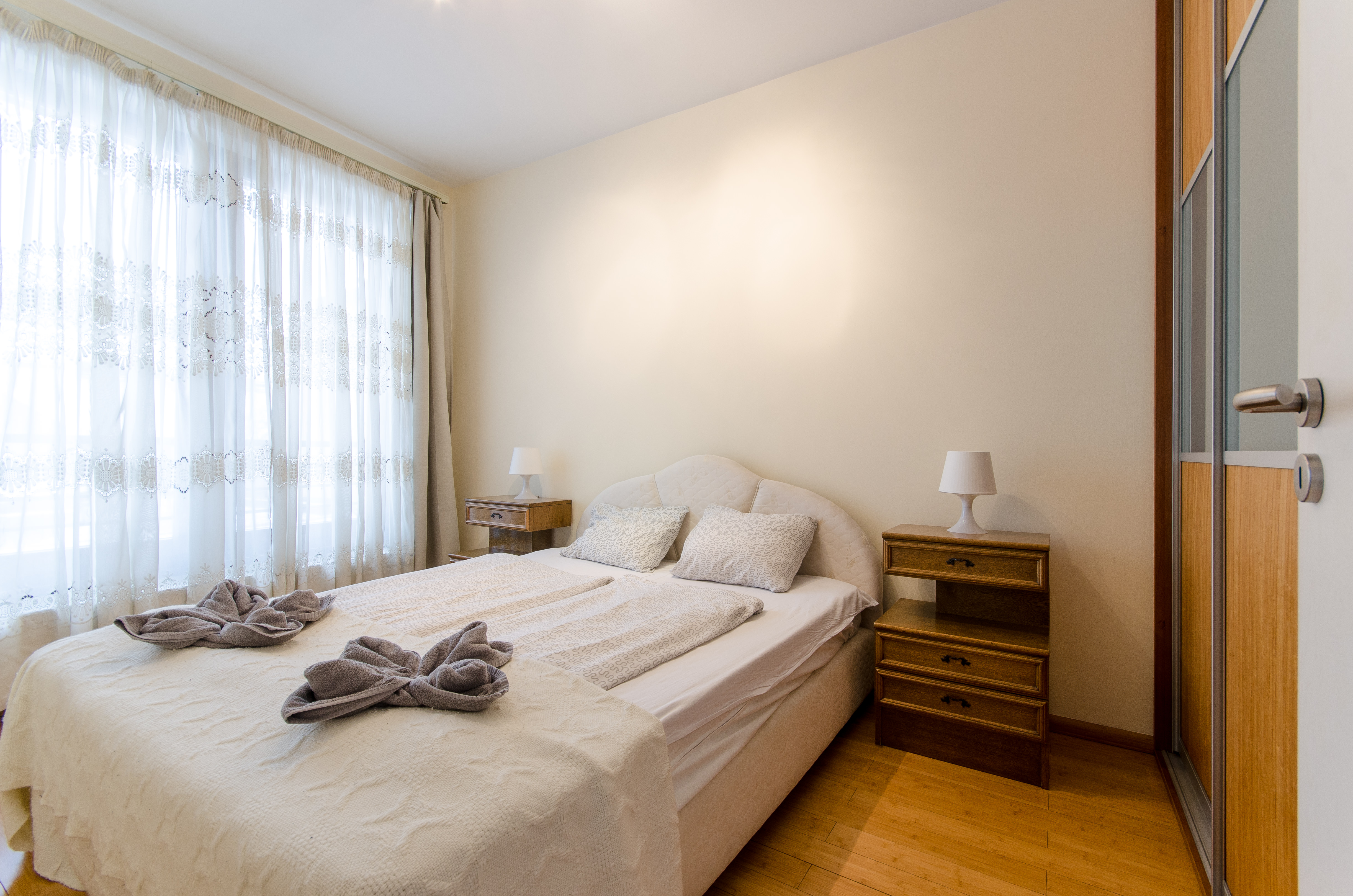 Broadway Hostel & Apartments