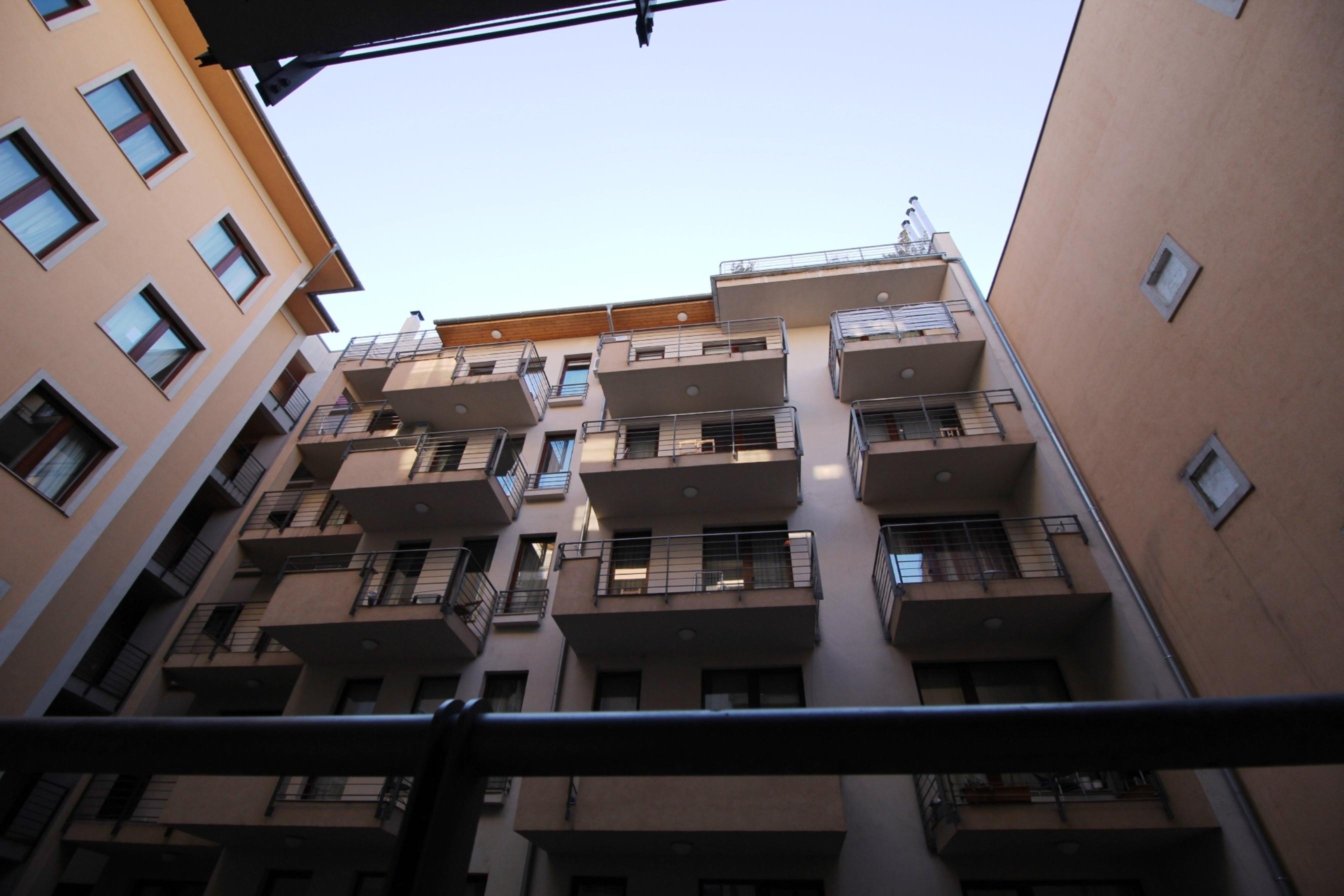 Broadway Hostel & Apartments
