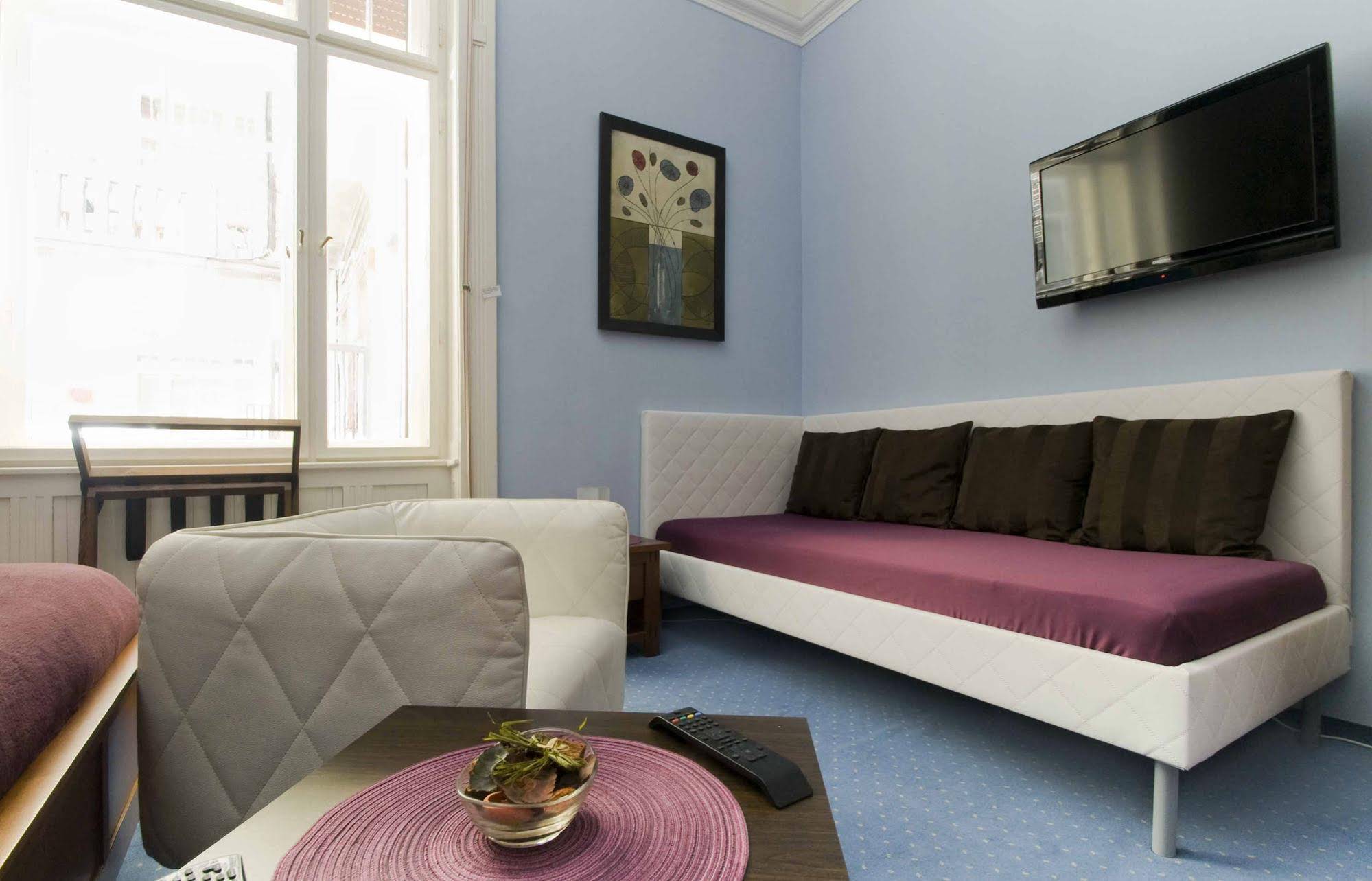 Budapest GuestRooms