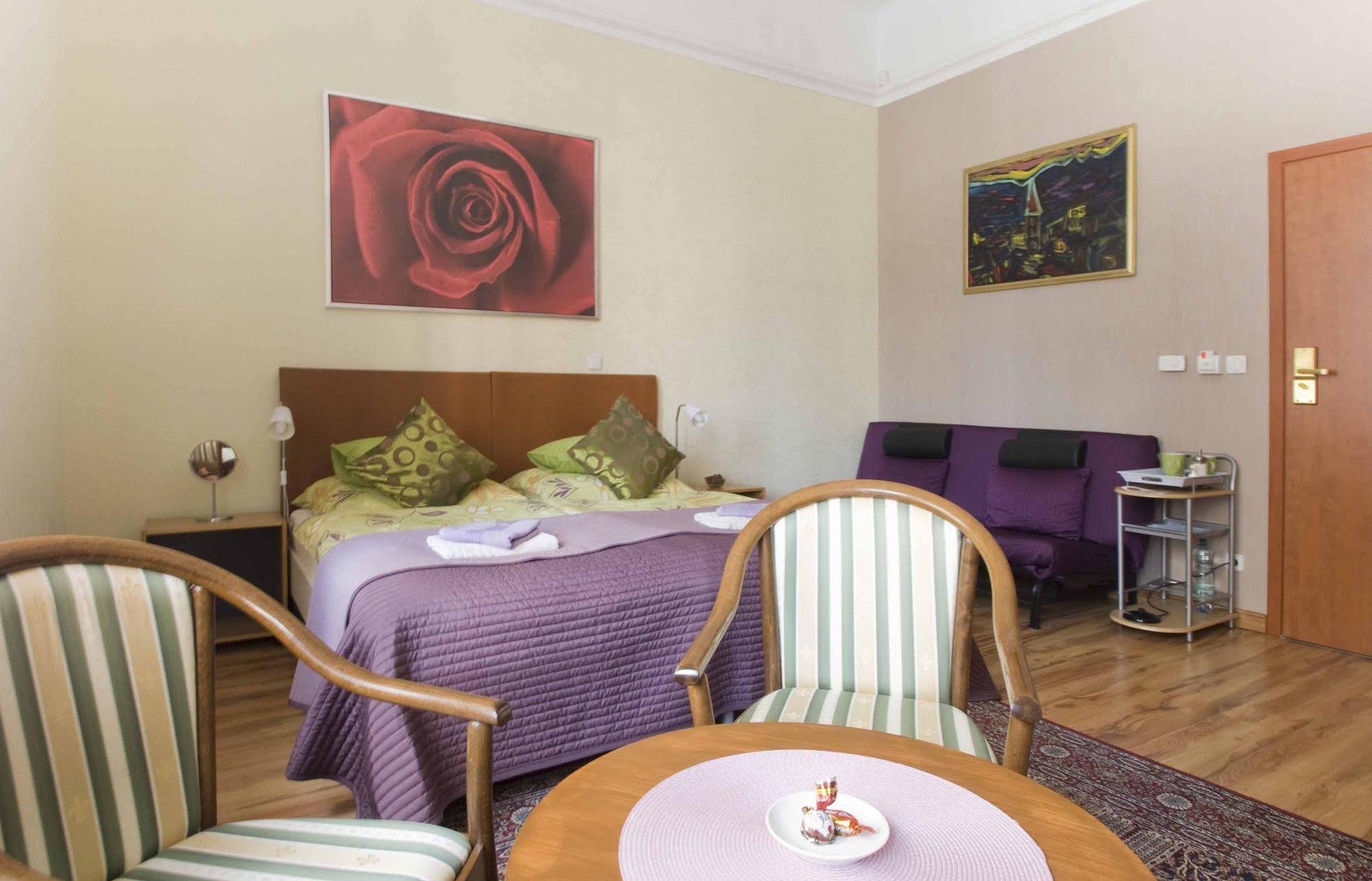 Budapest GuestRooms