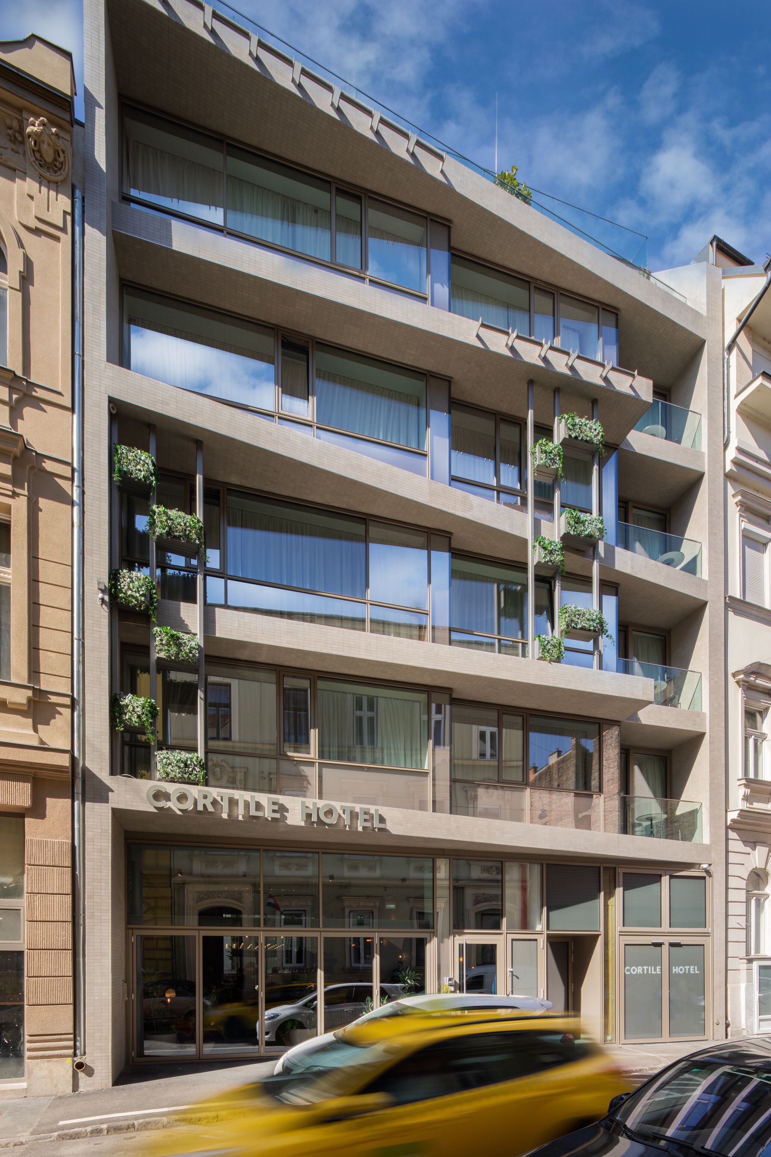 Cortile Budapest Hotel
