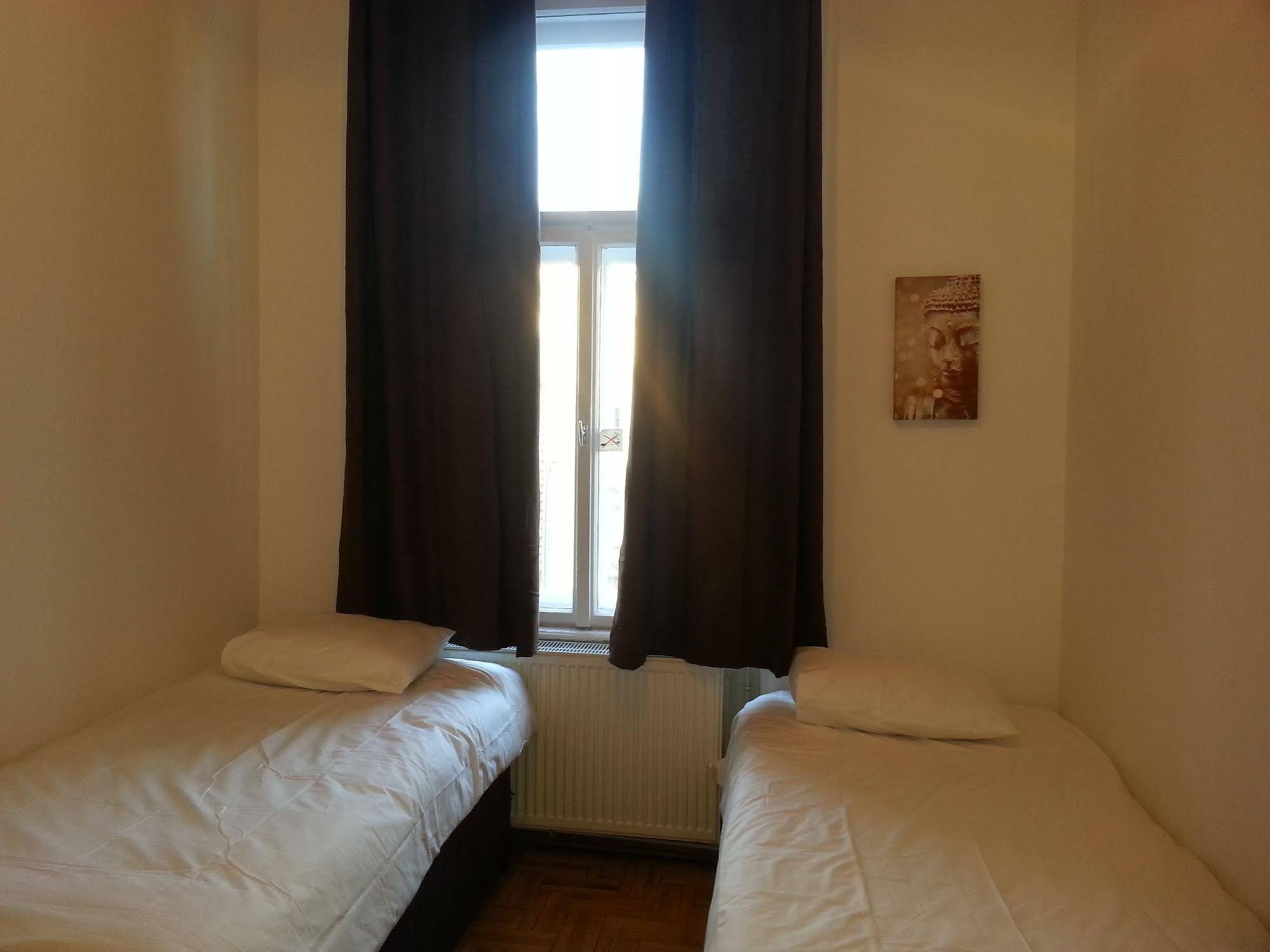 Caterina Hostel and Guesthouse