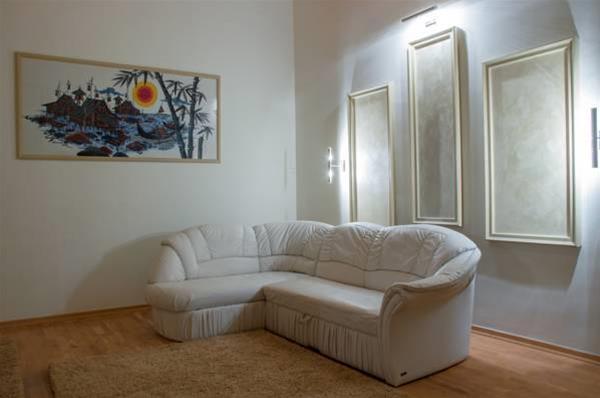 Centrooms House