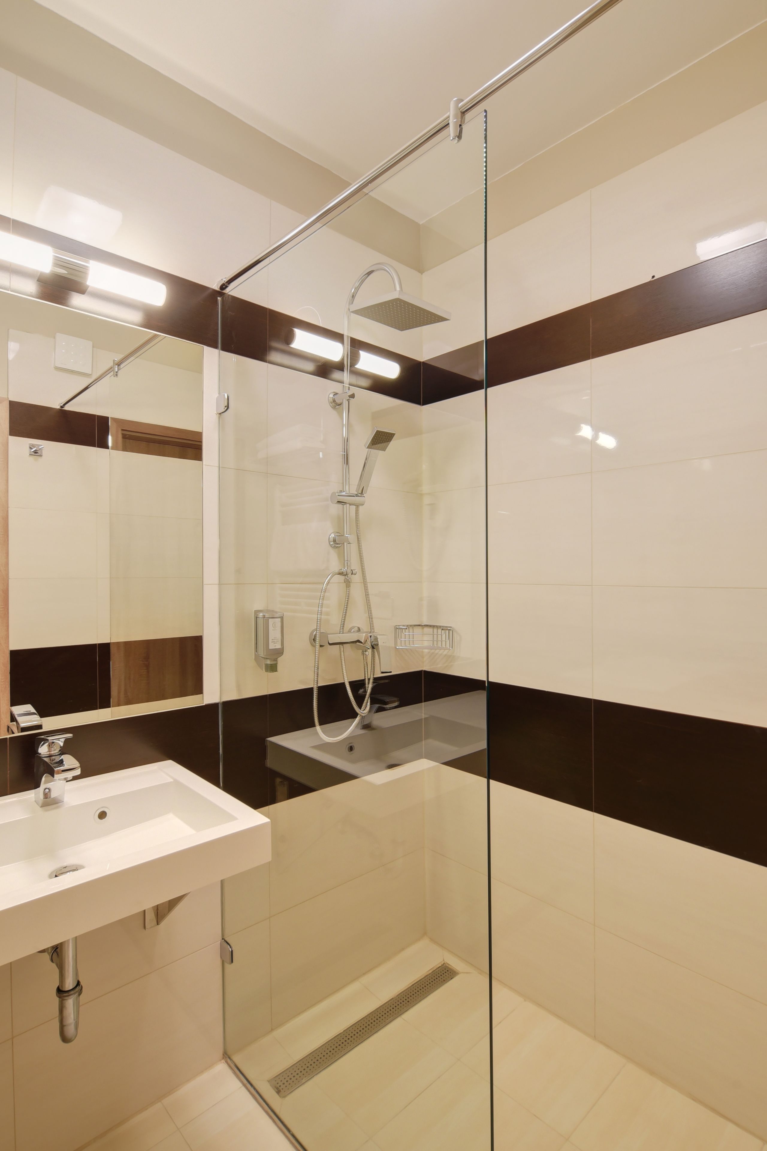 Silver Crown Hotel & Residence Palace Quarter