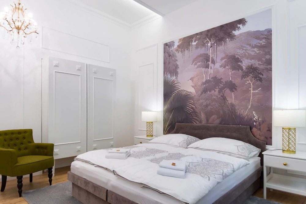 Chestnut & Eliza Suites