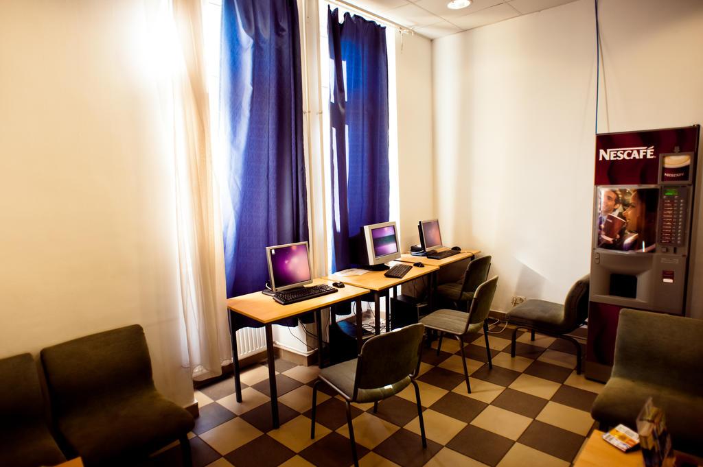 Pop Up Hostels - Downtown Budapest