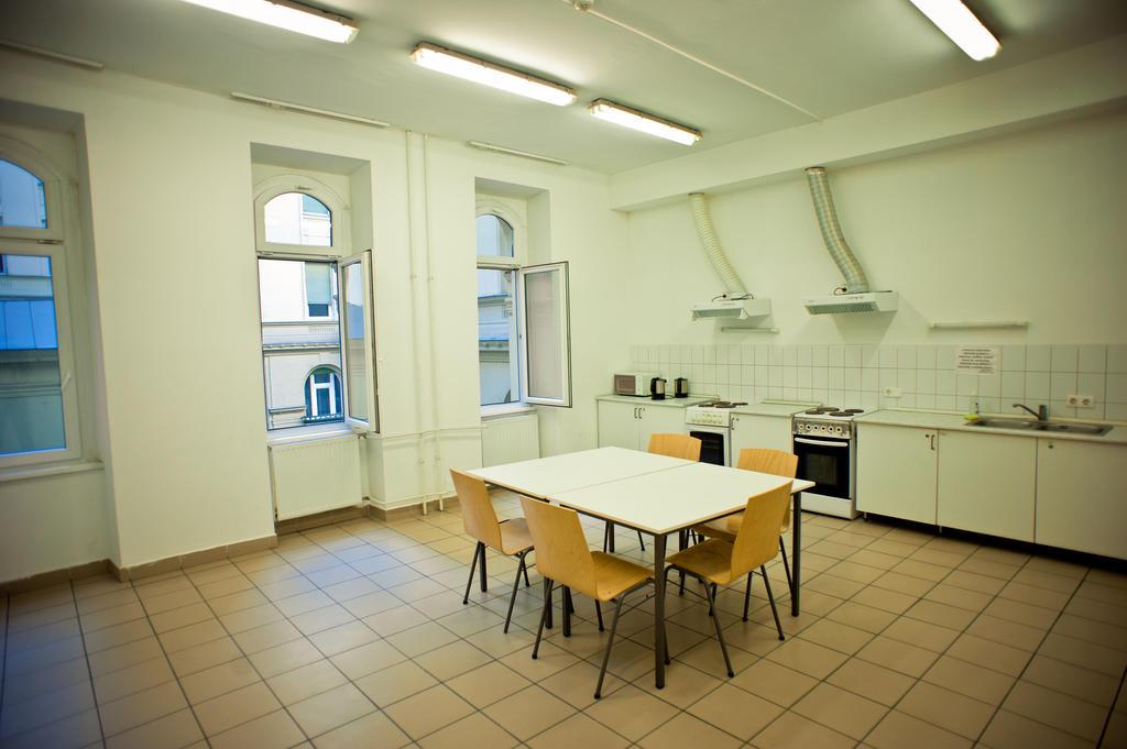 Pop Up Hostels - Downtown Budapest