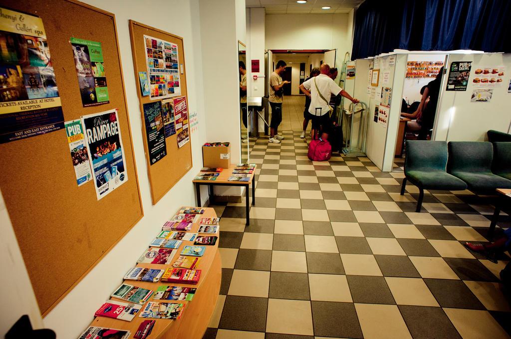 Pop Up Hostels - Downtown Budapest