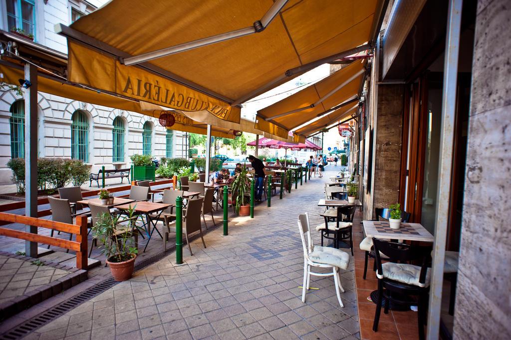 Pop Up Hostels - Downtown Budapest