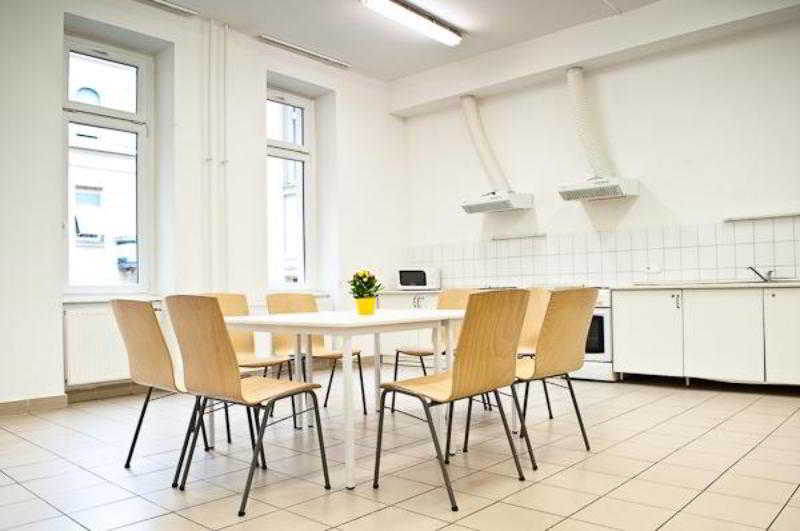 Pop Up Hostels - Downtown Budapest