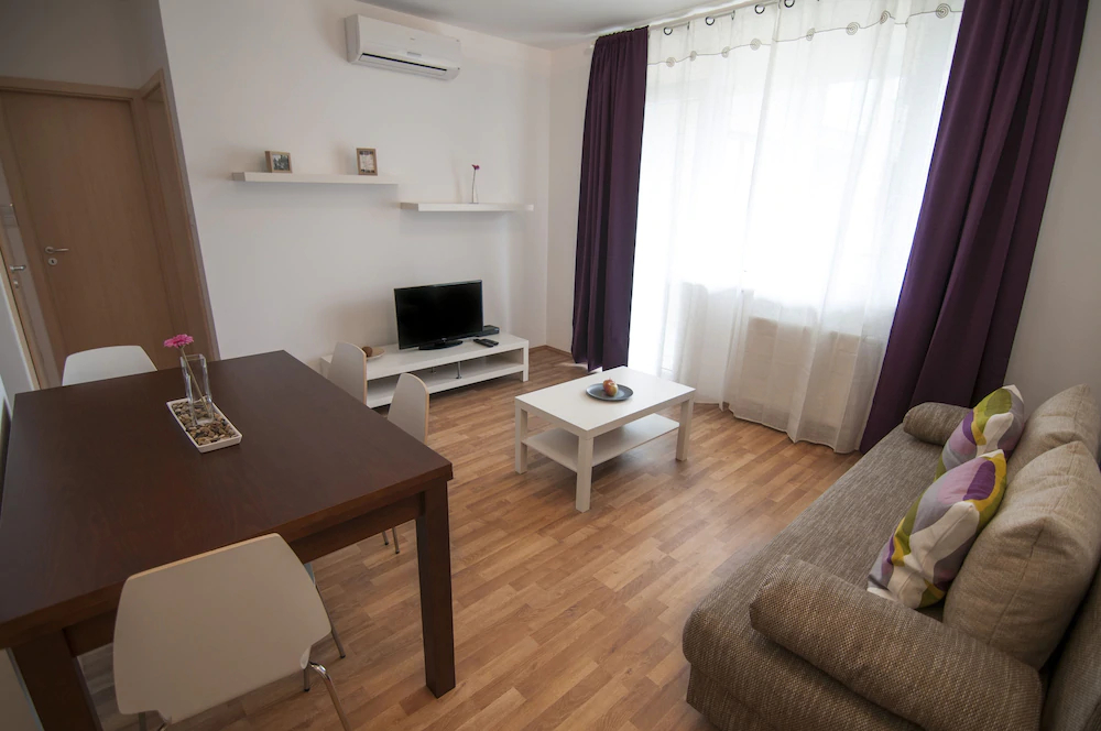 Corvin Center Suites