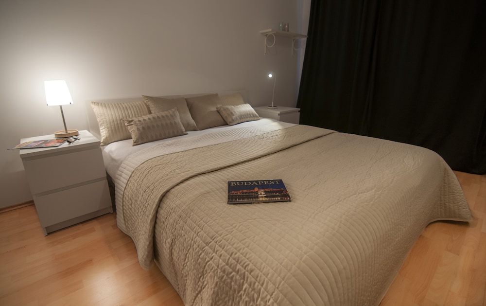 Corvin Center Suites